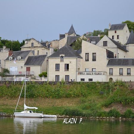 Le Prieure Bed & Breakfast Монсоро Екстериор снимка